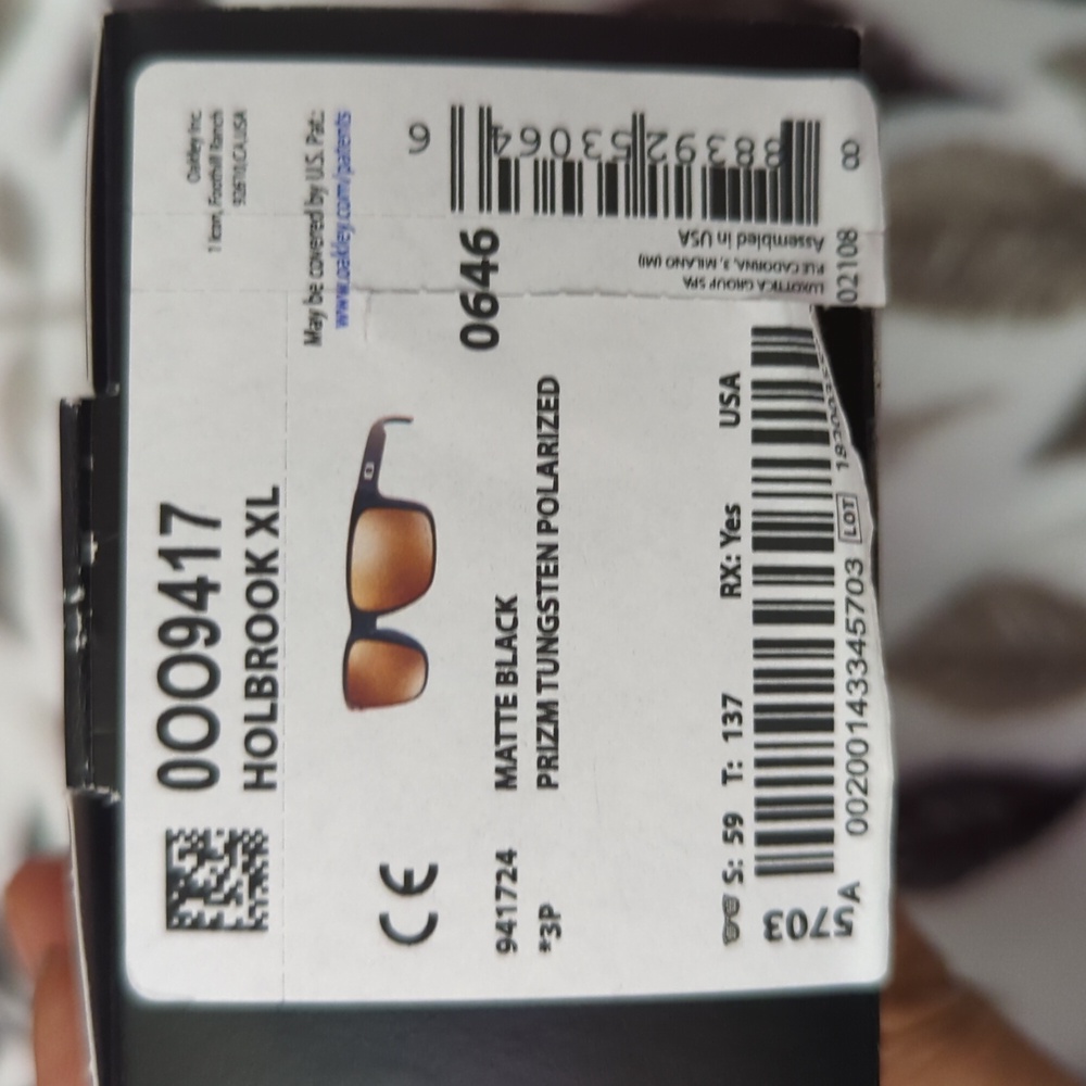 Oakley holbrook xl